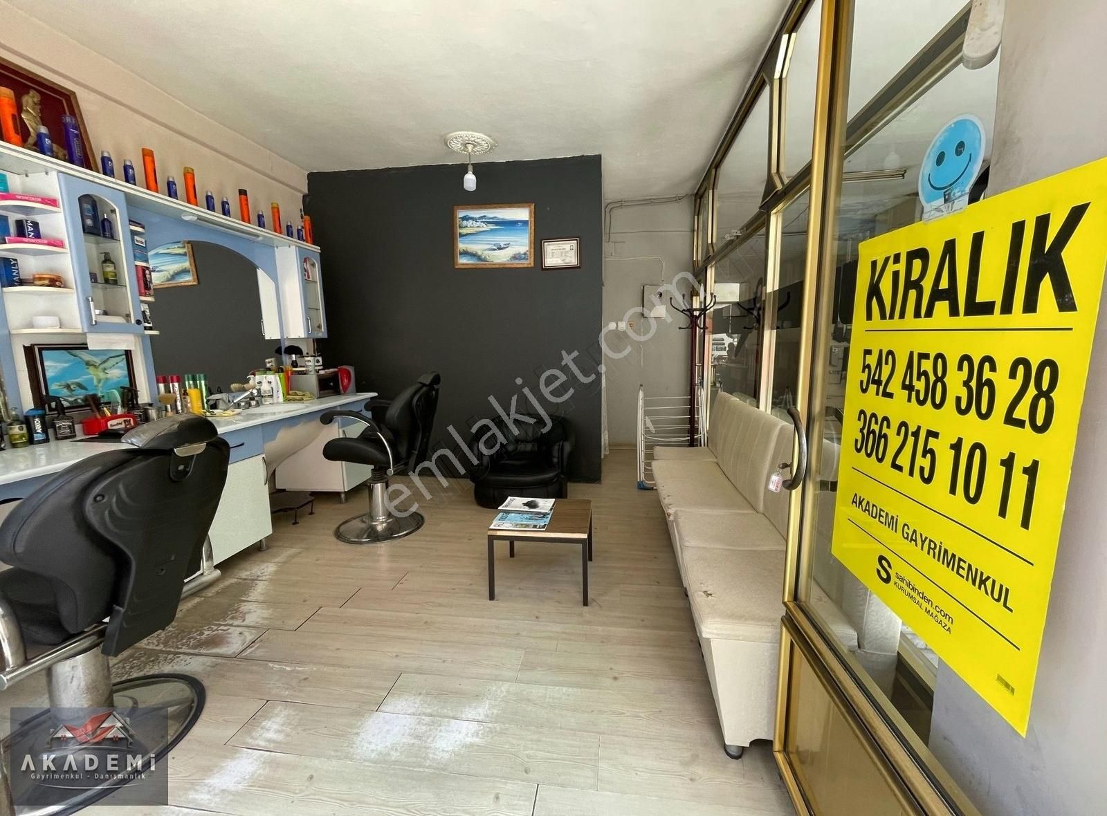Akademi Gyrmnkl'dn Topcuoğlunda Devren Kiralık Berber Dükkanı