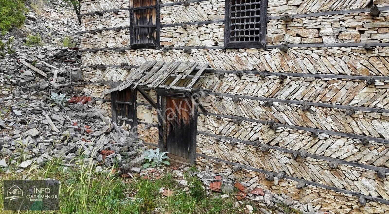 İnfo Dan Belenalan Mah Satılık Mustakil Ev Doğa Manzaralı - Görsel 11