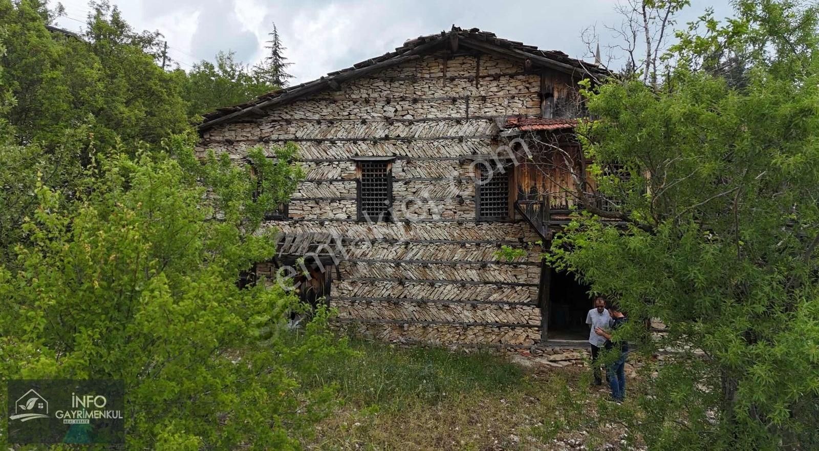 İnfo Dan Belenalan Mah Satılık Mustakil Ev Doğa Manzaralı - Görsel 13