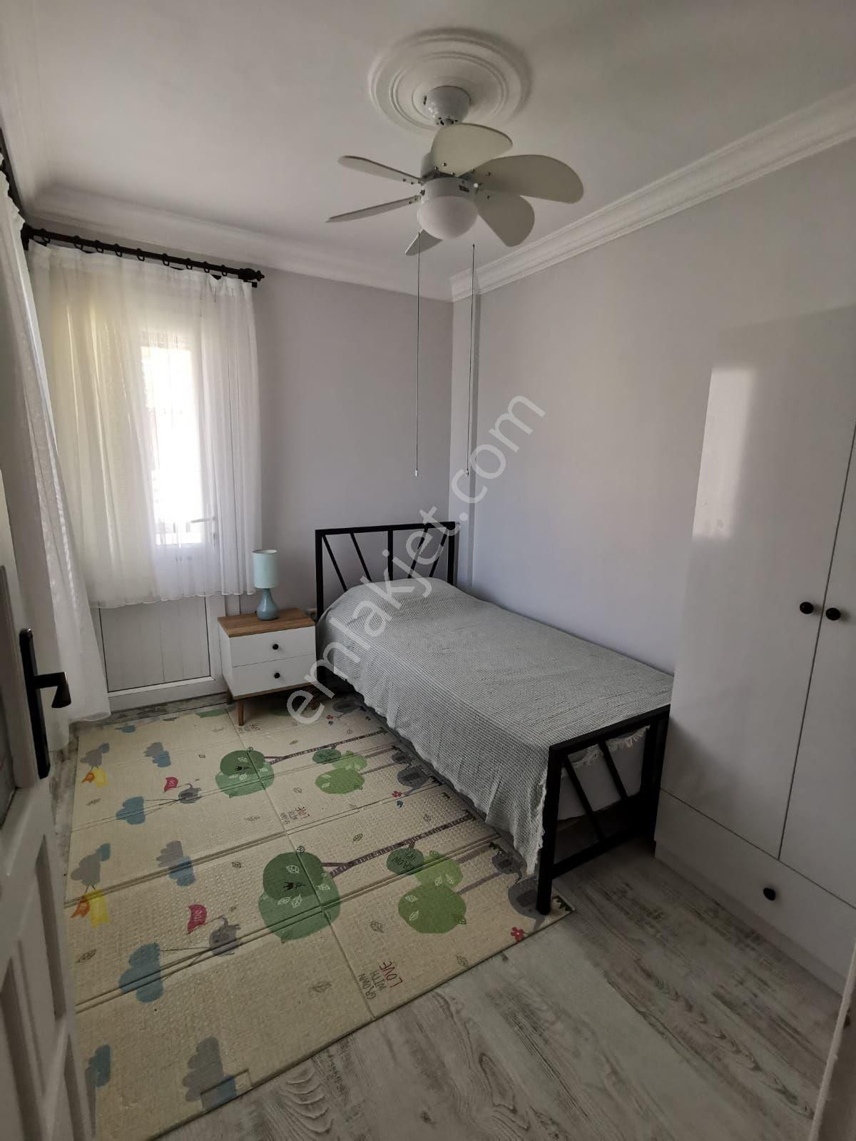 Urla Torasan Nezih Site İçinde Sırt Sırta Müstakil Havuzlu Girişli Tripleks - Görsel 18