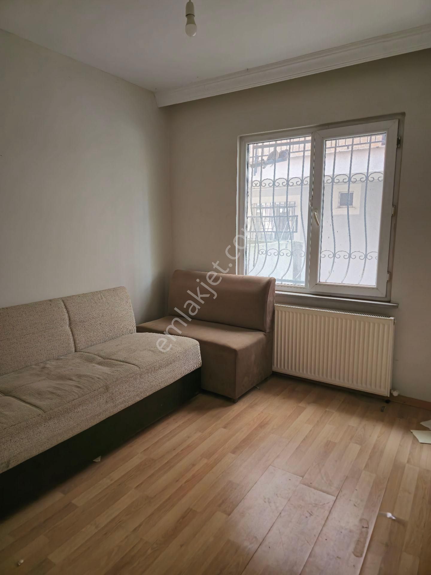 Pendik Esenyalı Orhangazi Mahallesinde Kiralık 2+1 Daire