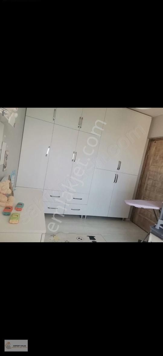 Aırport Emlaktan Seyfettinince Caddesinde Satılık 2+1 Daire