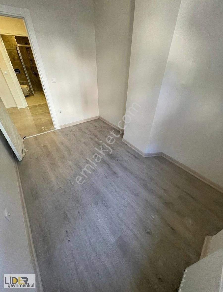 Lider'den Çamlık Sahilde Marmaraya Yakın Sıfır 1.kat Ön Köşe 2+1 - Görsel 11