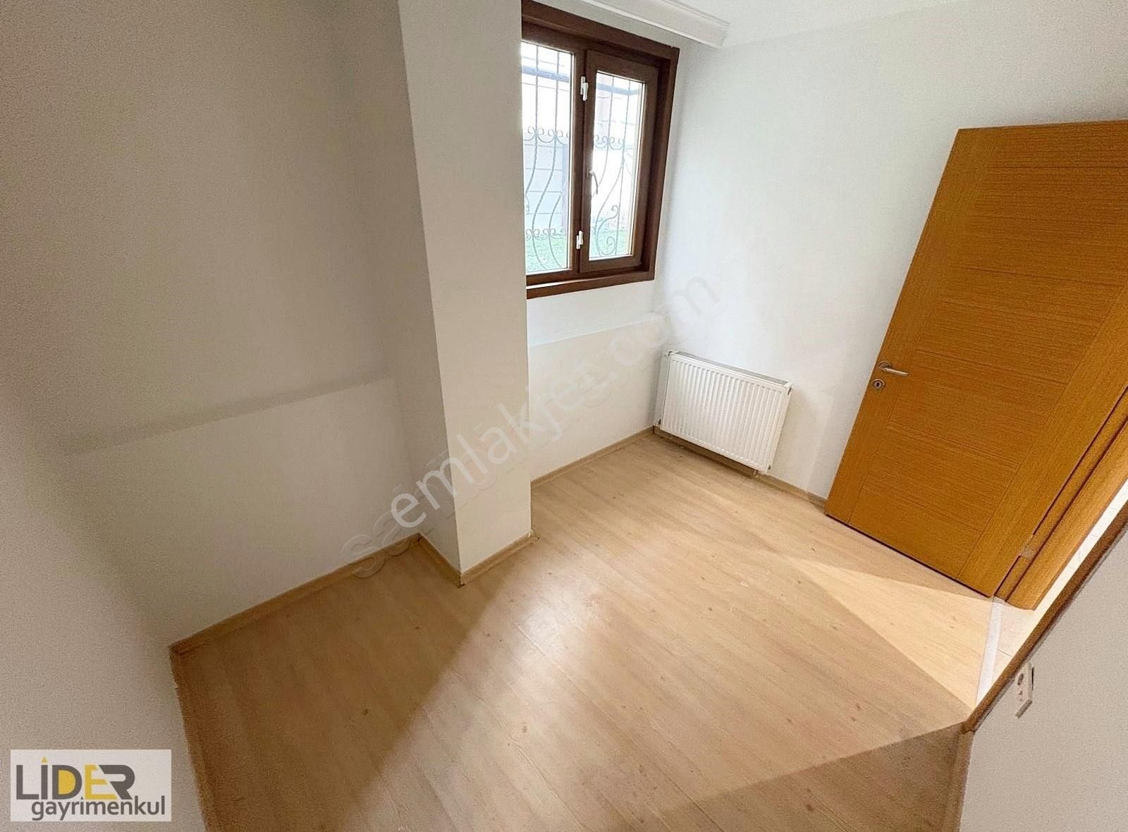 Lider'den İdealtepe'de Koruya Komşu Ön Cephe Ayrı Mutfaklı 2+1 - Görsel 12