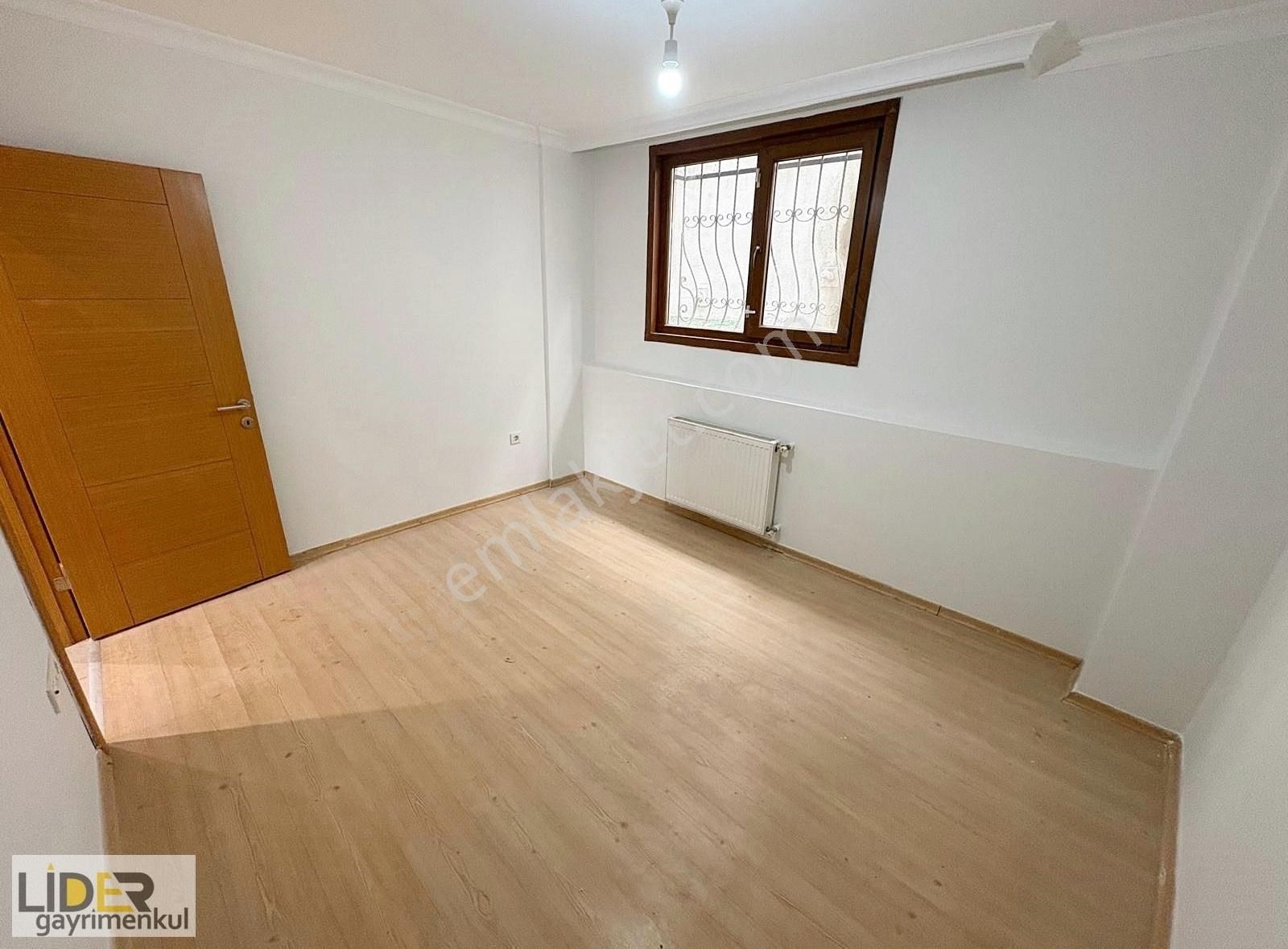 Lider'den İdealtepe'de Koruya Komşu Ön Cephe Ayrı Mutfaklı 2+1 - Görsel 9