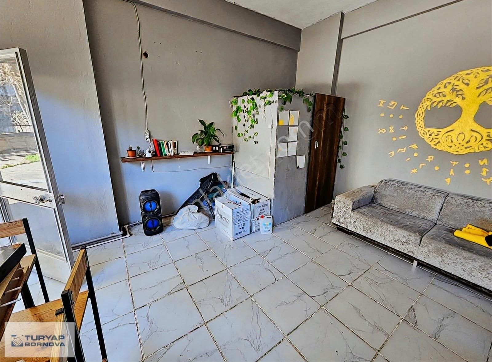 Bornova Kazımdirik Mahallesinde Kiralık 30 M2 Dükkan