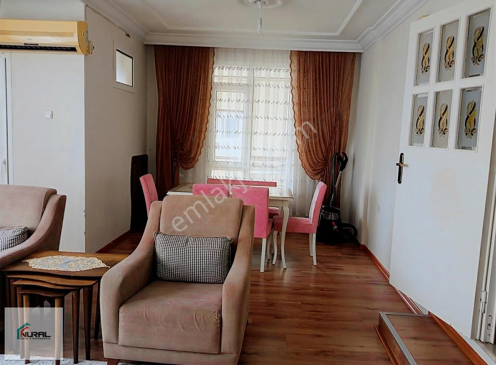 Cumhuriyet Mahallesin'de Site İçerisinde Satılık Daire