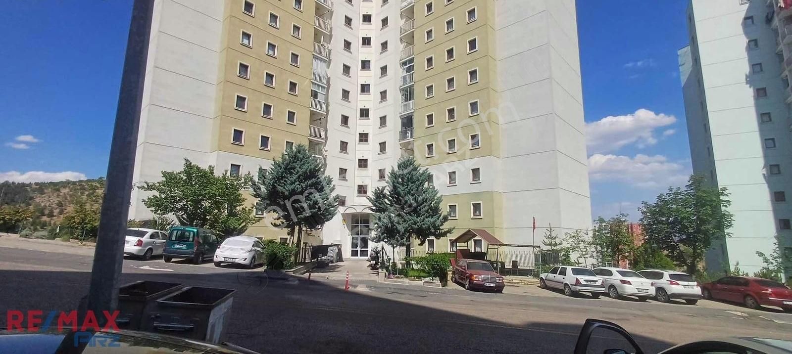 Kuzeykent Solfasolda Yapılı 4+1 Satılık Daire