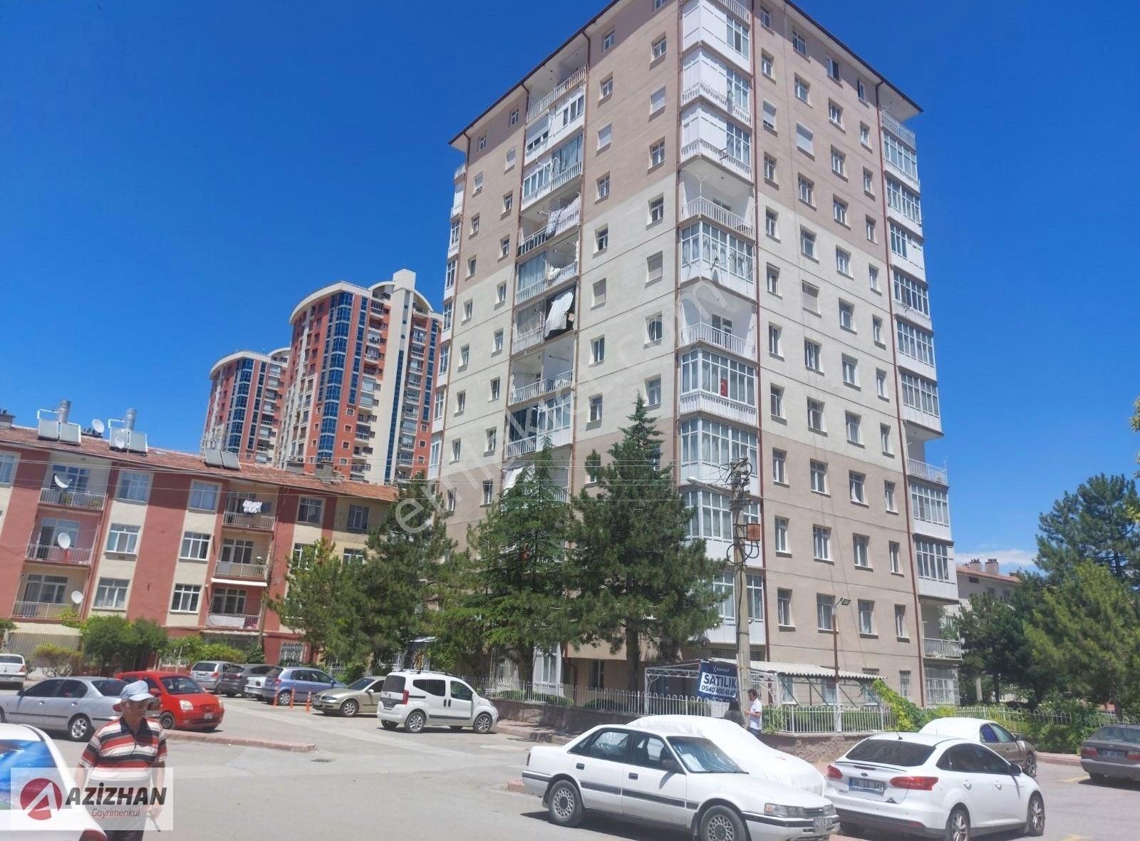 Azizhandan Teknik Lise Karşısı Satılık Ara Kat Bakımlı 2+1 Daire