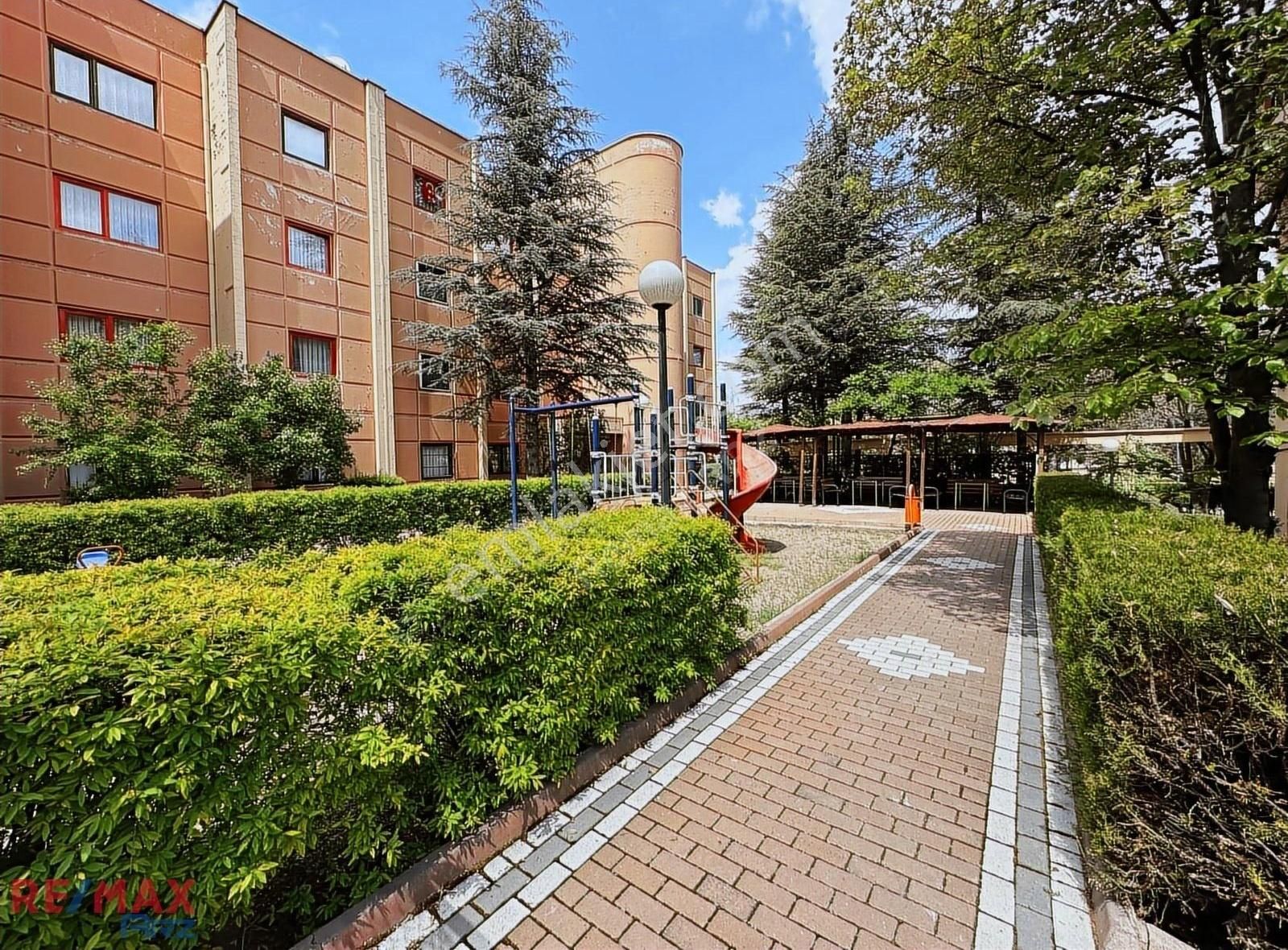 Ankara Eryaman Öztaş Sitesinde Satılık Daire