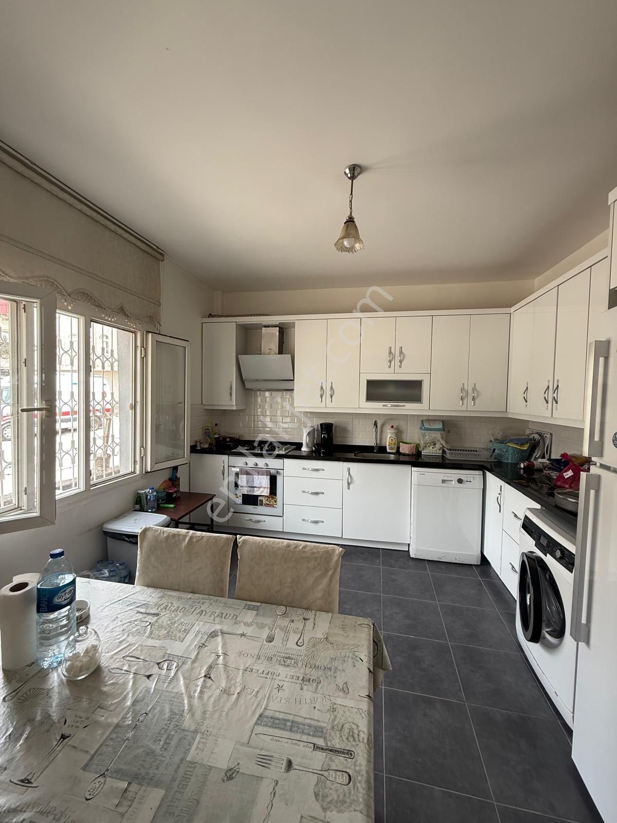 Fatih'de 620 M2 Arsa İçerisinde 4+1 200 M2 Müstakil