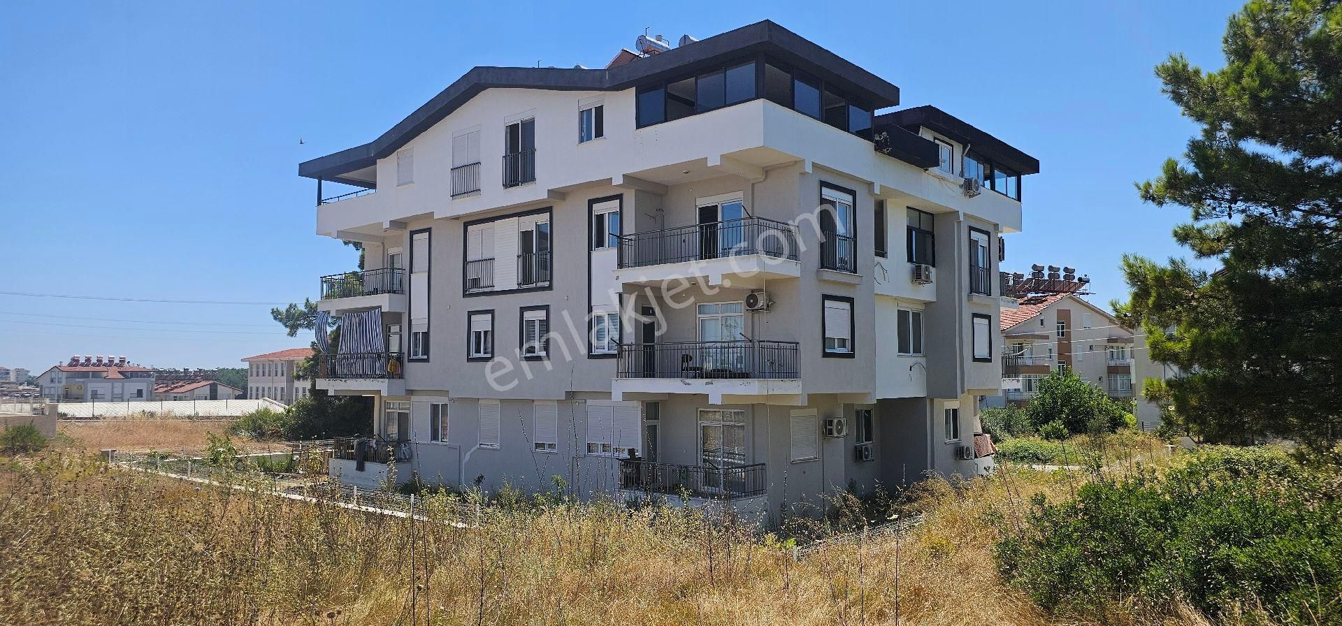 Sarılar Mahallesinde Satılık Tertemiz 4+1 Dubleks Daire