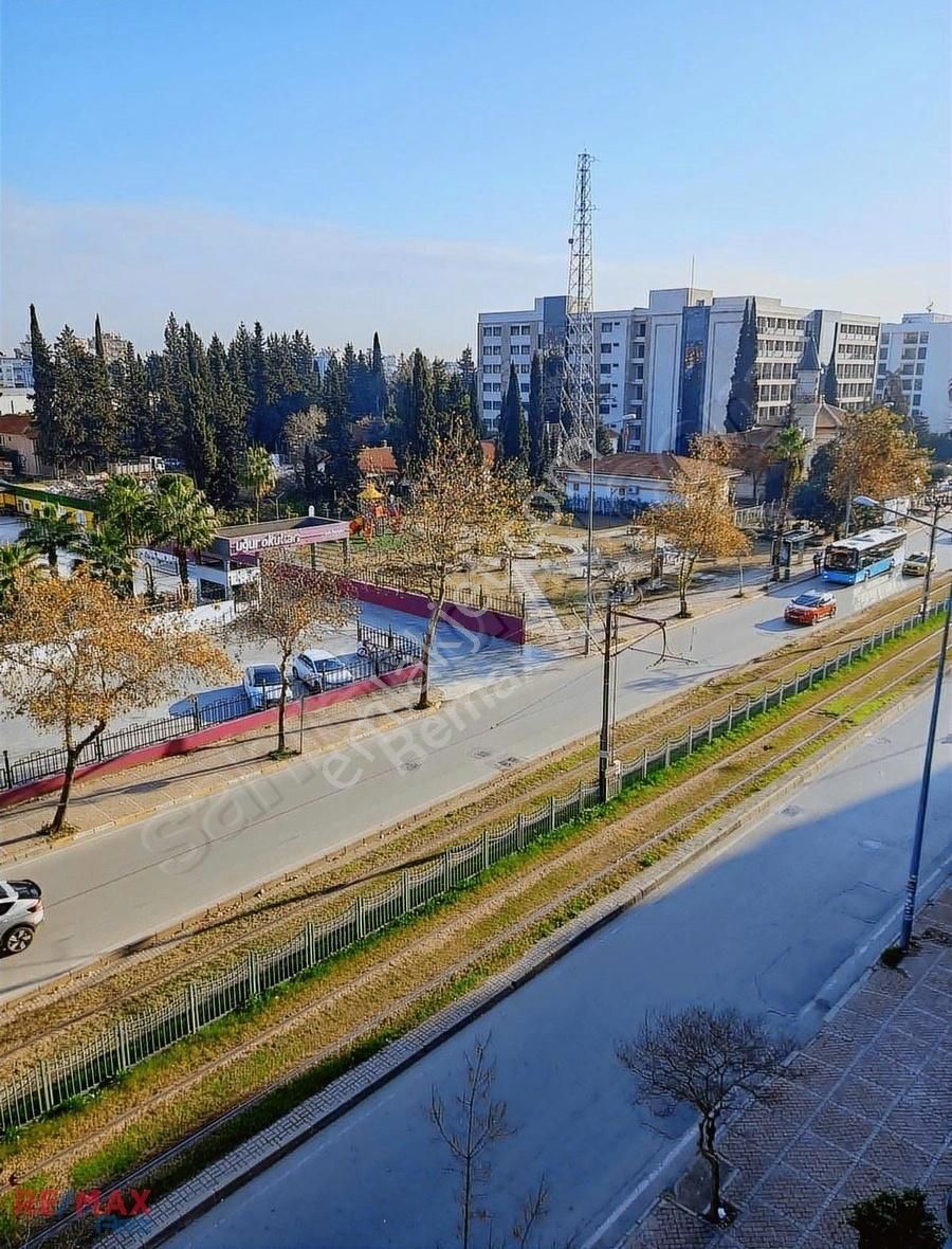 Güvenlik Mahallesi Vatan Caddesi Üzerinde Asansörlü 3+1