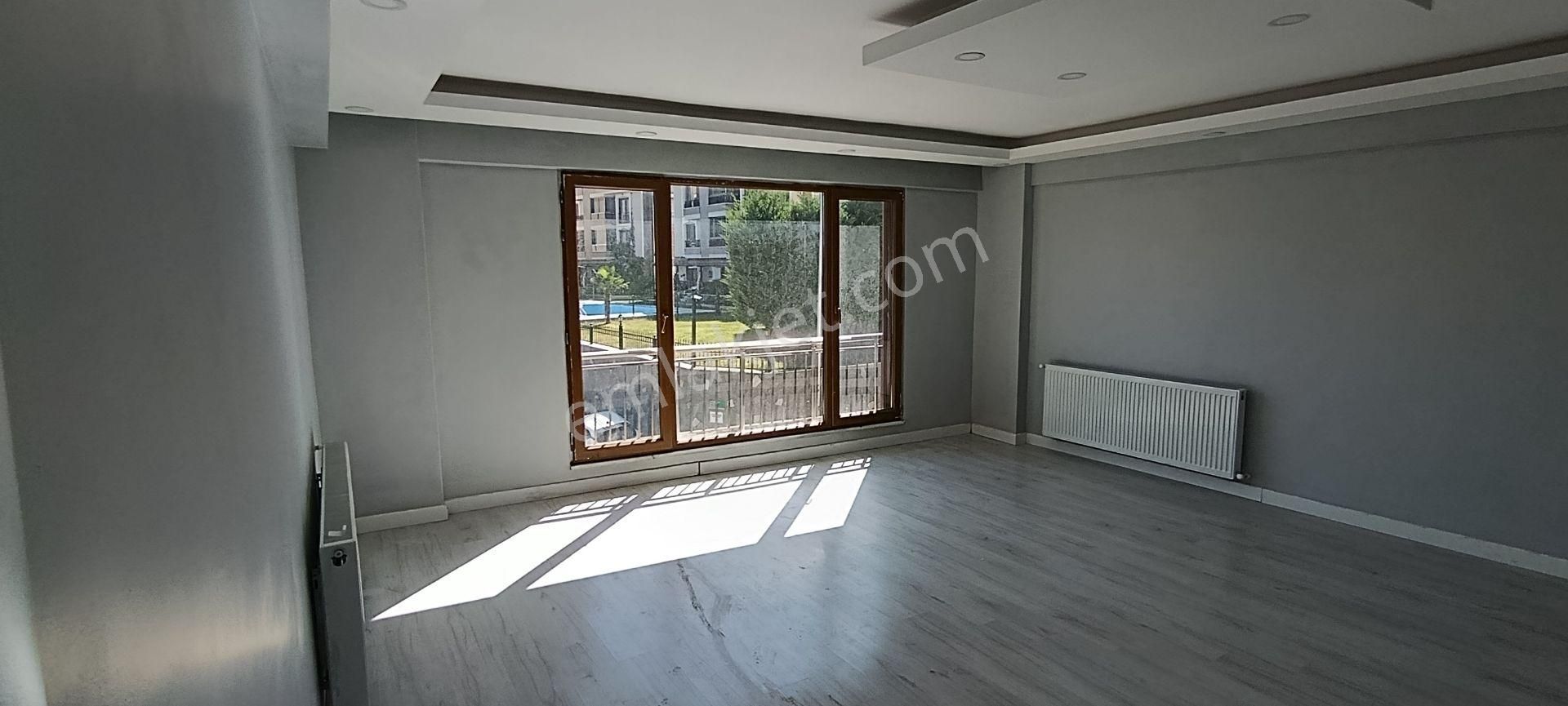 Gemlik Umurbey Aytepe Kiralık Daire 3+1 Teraslı Manzaralı Yeni Binada