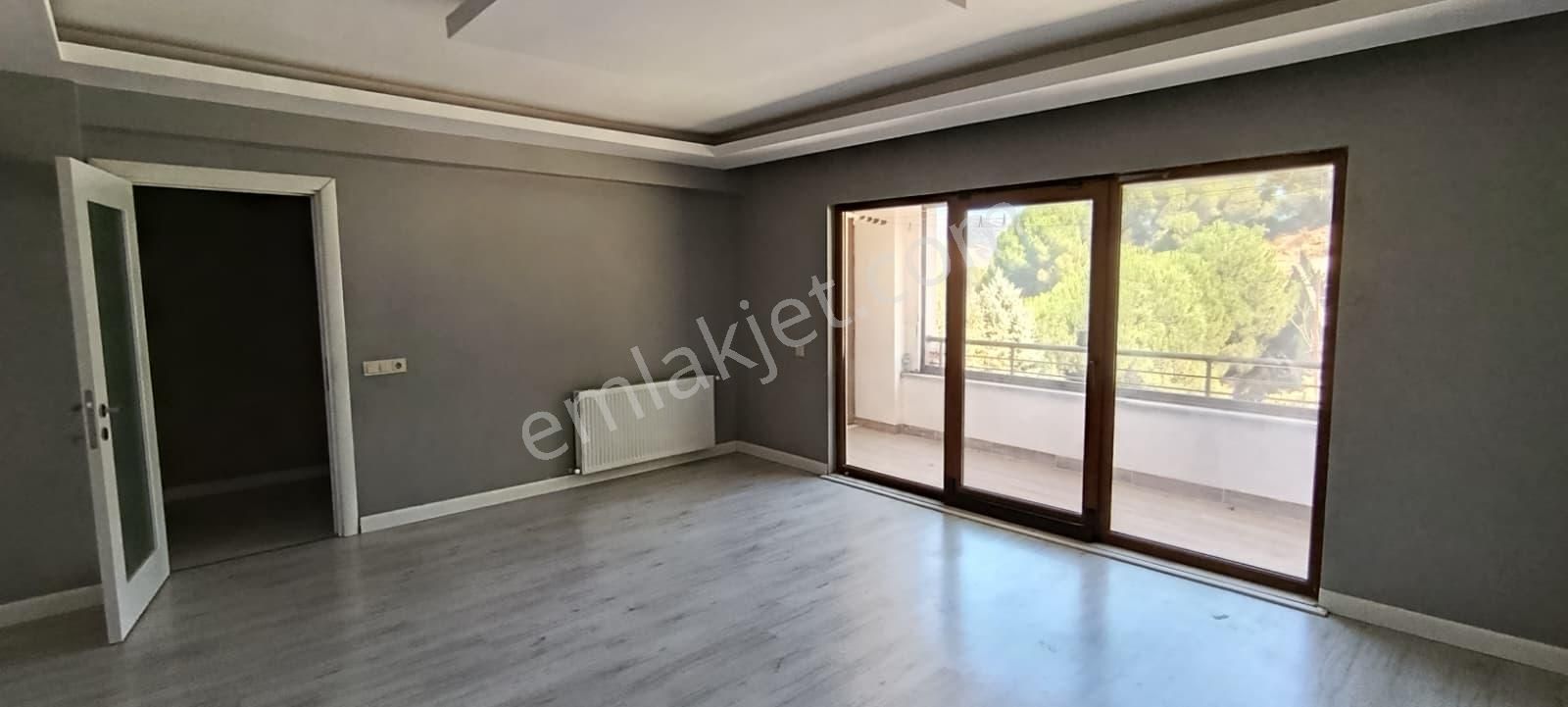 Gemlik Umurbey Aytepe'de Kiralık Daire 2+1 Arakat Kombili Sessiz Sakin Muhitte - Görsel 9