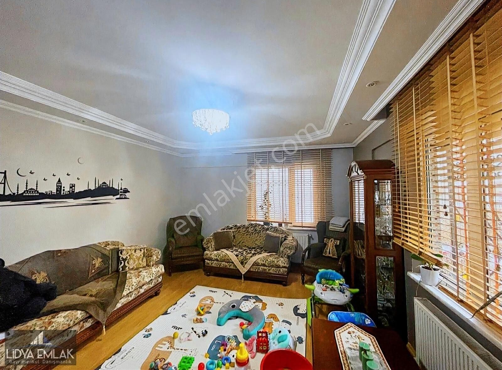 Beykoz Kaptanlarda Dubleks 5+1 Satılık Daire