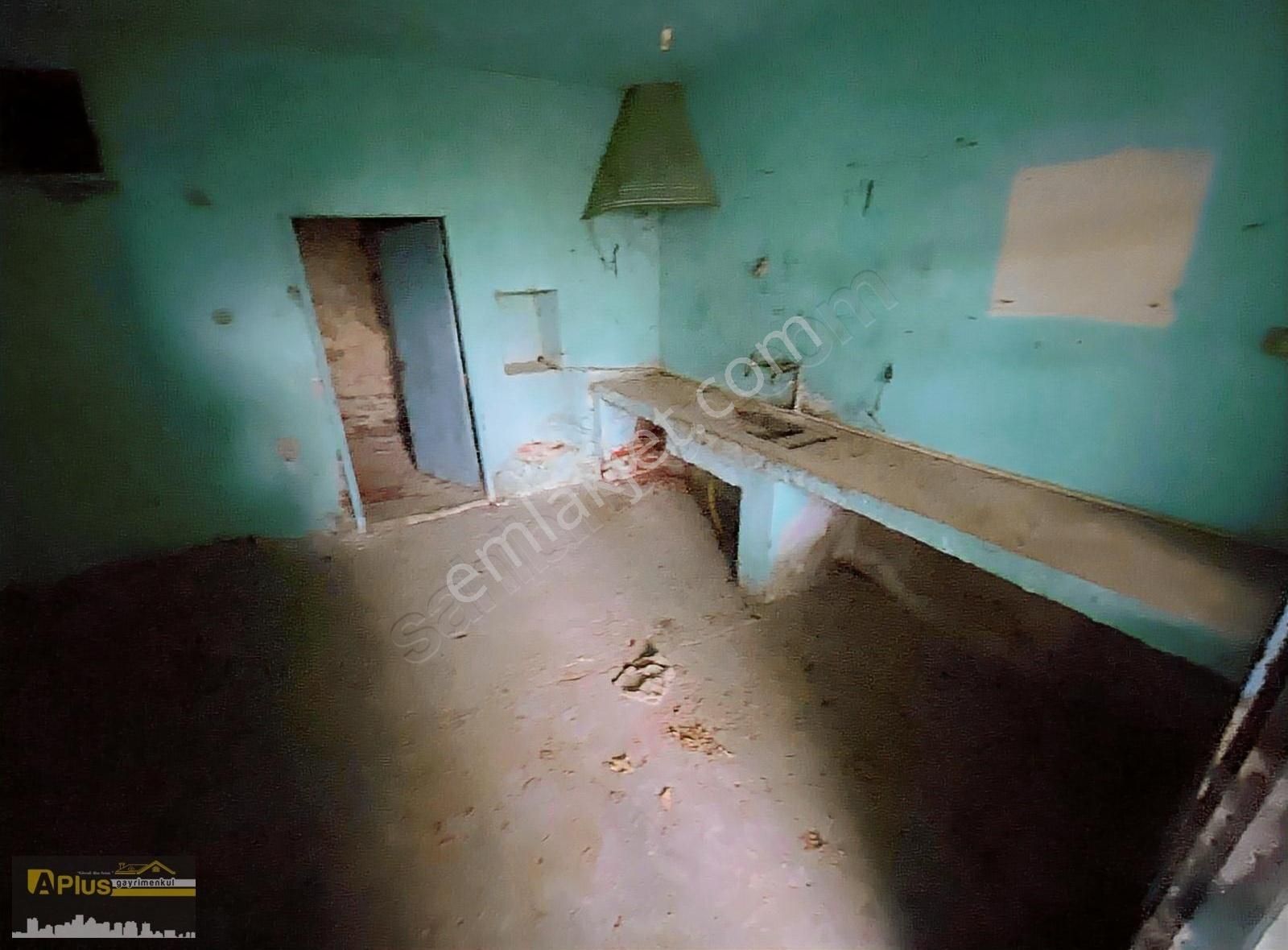 A Plus Gayrimenkulden Satılık Bahçeli 5+1 Mustakil Ev - Görsel 17