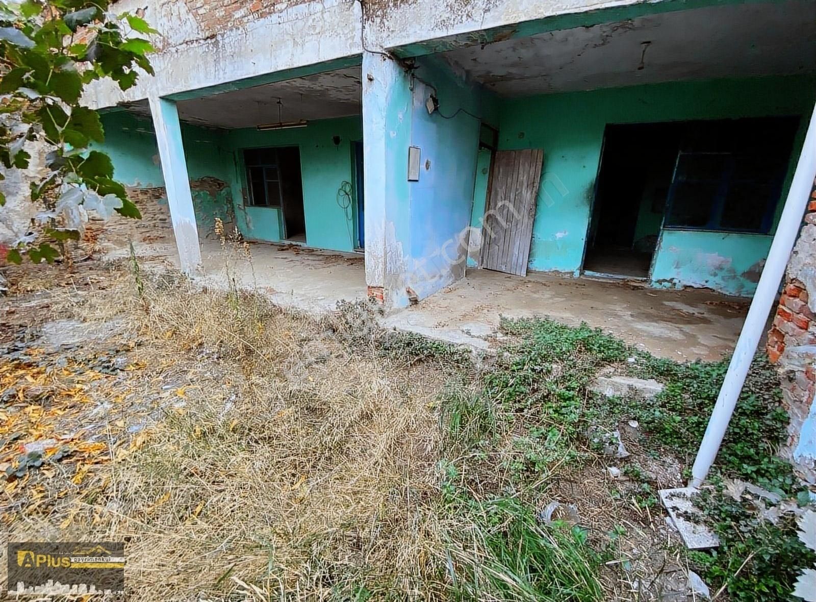 A Plus Gayrimenkulden Satılık Bahçeli 5+1 Mustakil Ev - Görsel 6