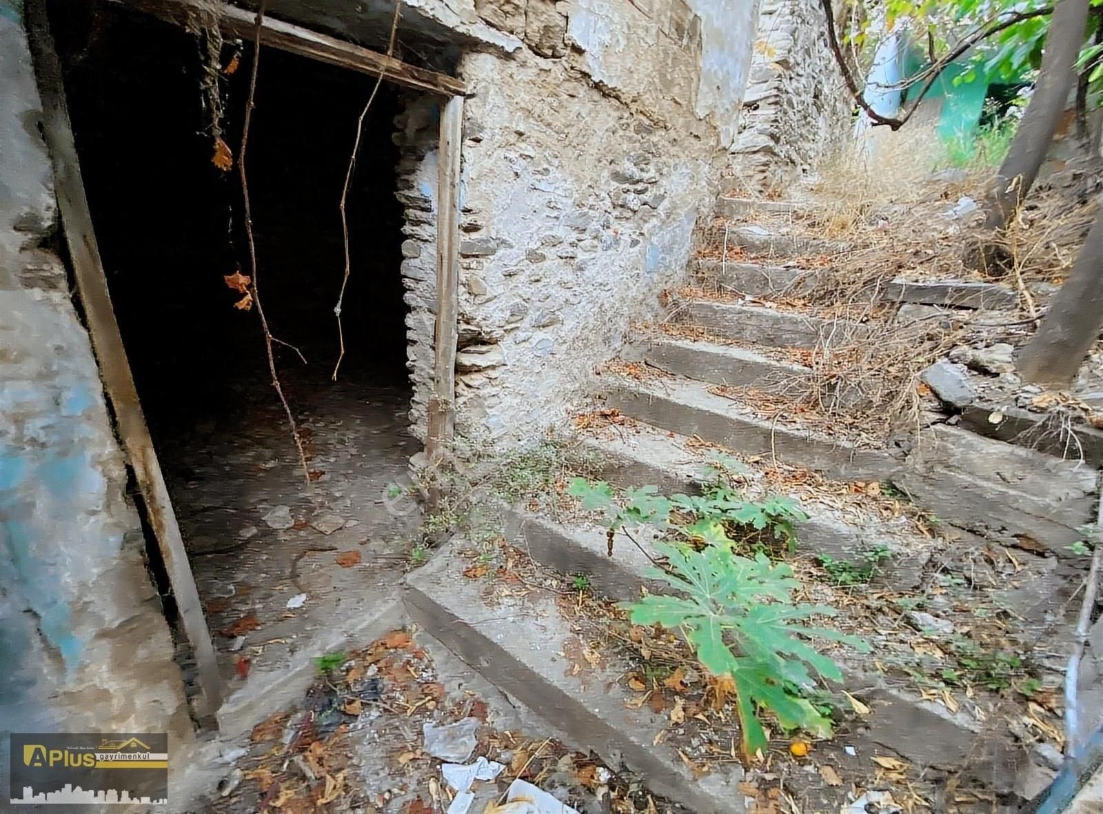 A Plus Gayrimenkulden Satılık Bahçeli 5+1 Mustakil Ev - Görsel 18