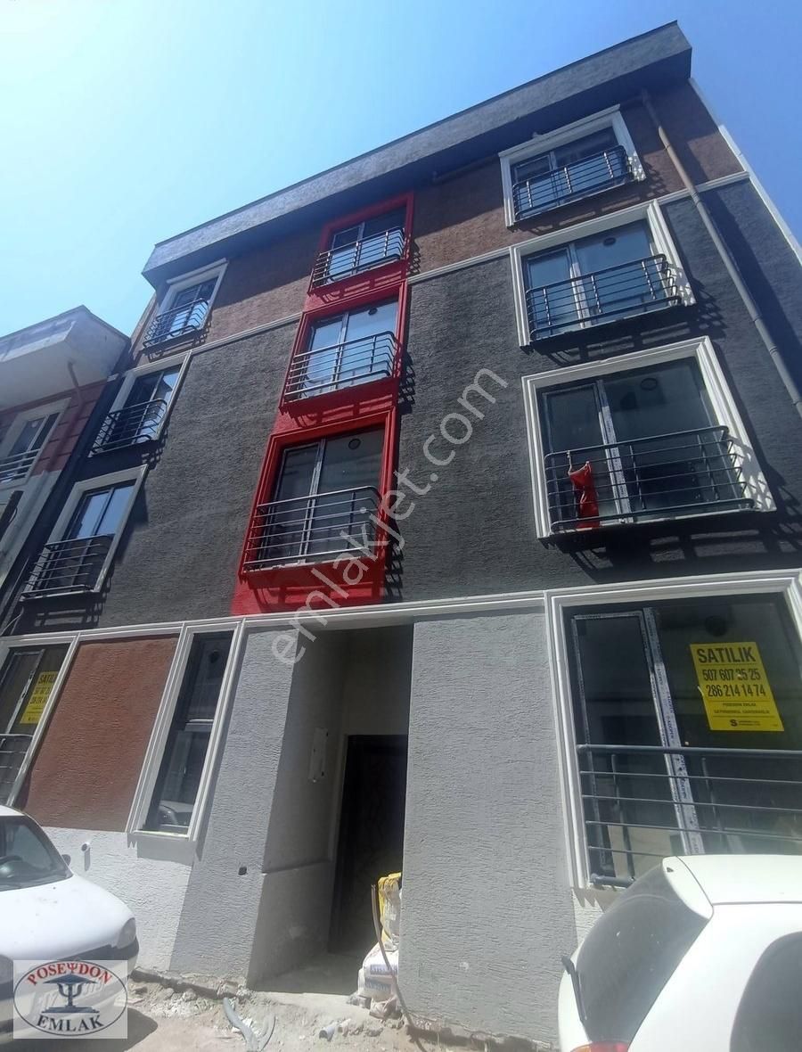 Yeni Kordona Yürüyüş Mesafesi Açık Mutfak Sıfır Daire Satılık