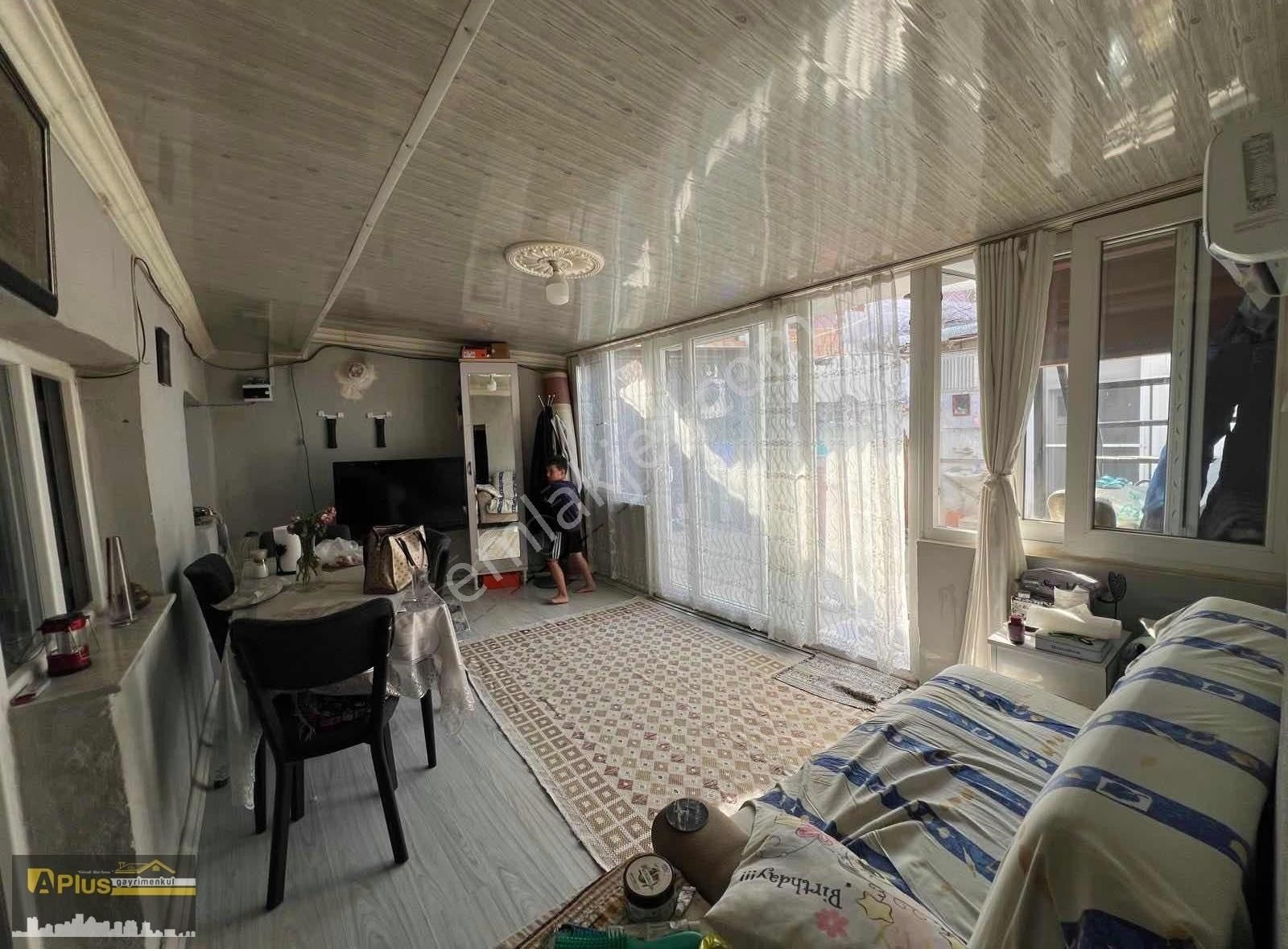 Bayındırda Muhteşem Manzaralı Ful Eşyalı Satılık Müstakil Ev - Görsel 10