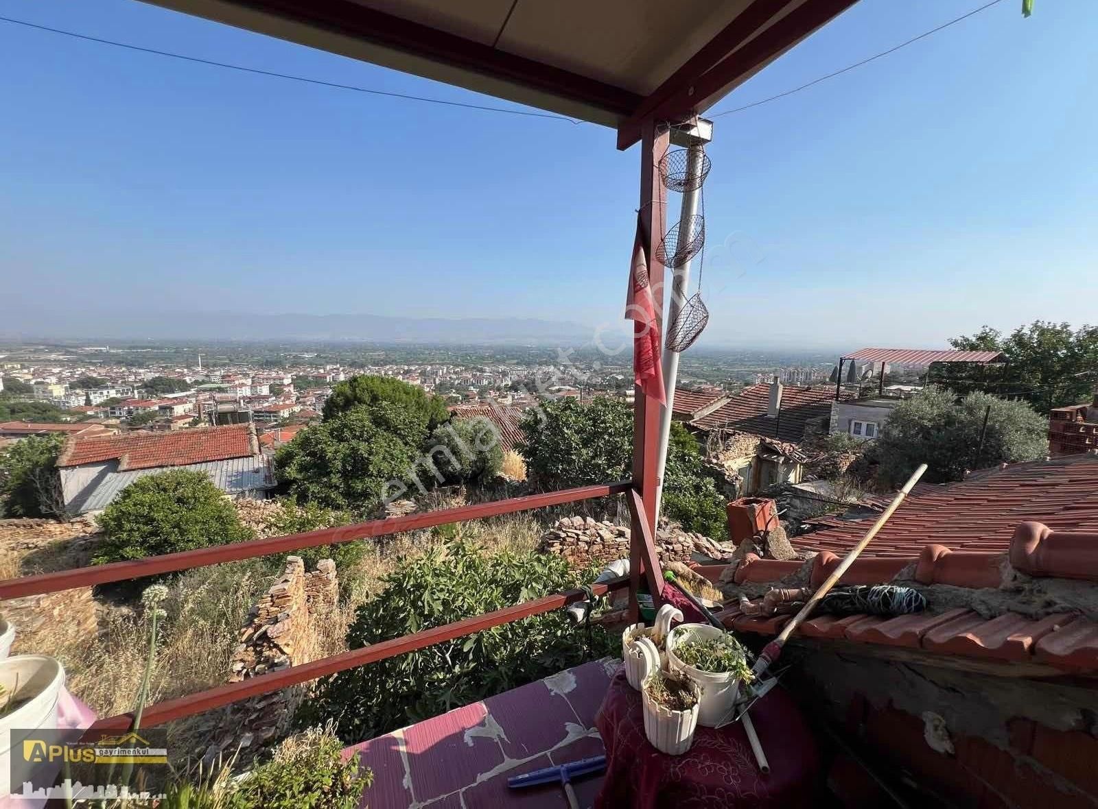 Bayındırda Muhteşem Manzaralı Ful Eşyalı Satılık Müstakil Ev - Görsel 11