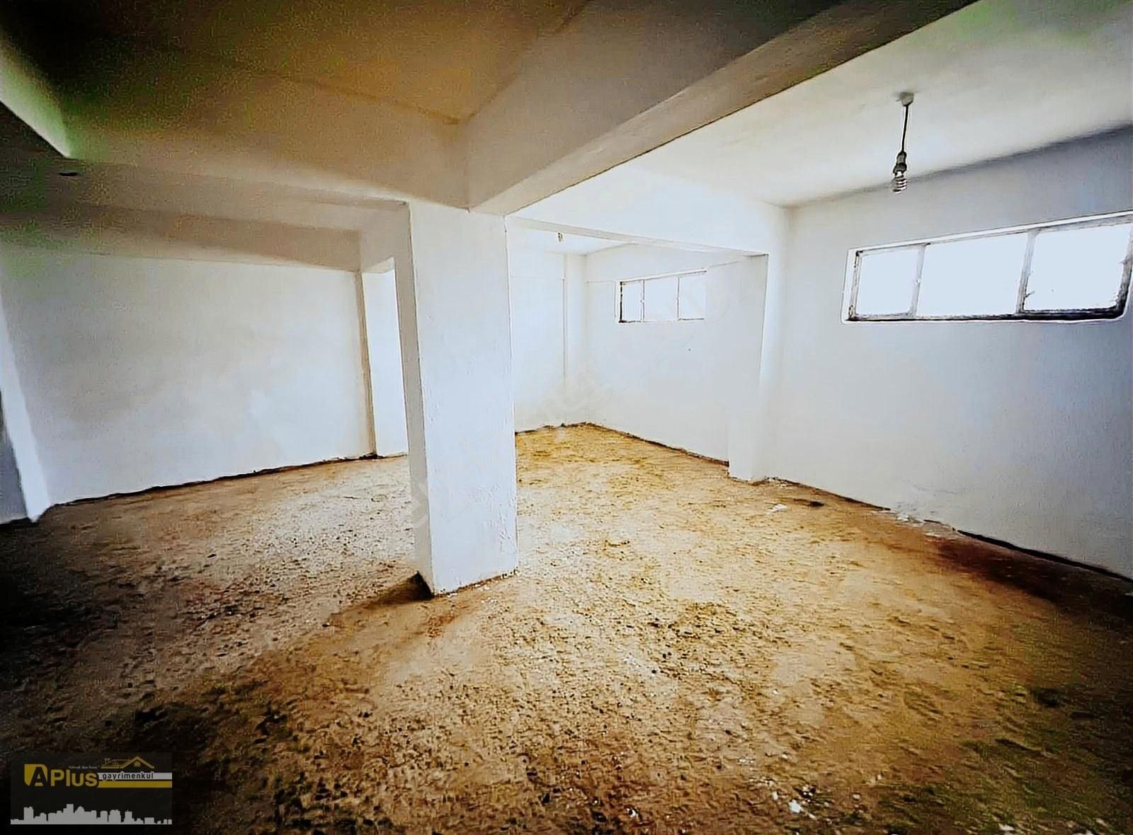 A Plus Gayrimenkulden Uygun Fiyata Satılık 70 M2 Depo