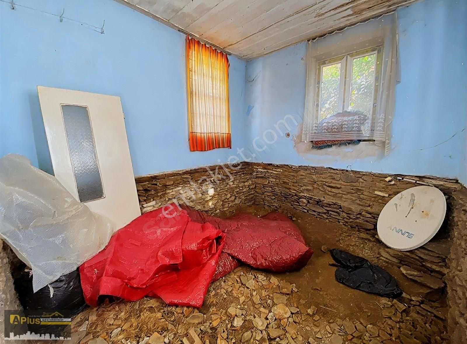 A Plus Gayrimenkulden Bahçeli Satılık Mustakil Ev - Görsel 23