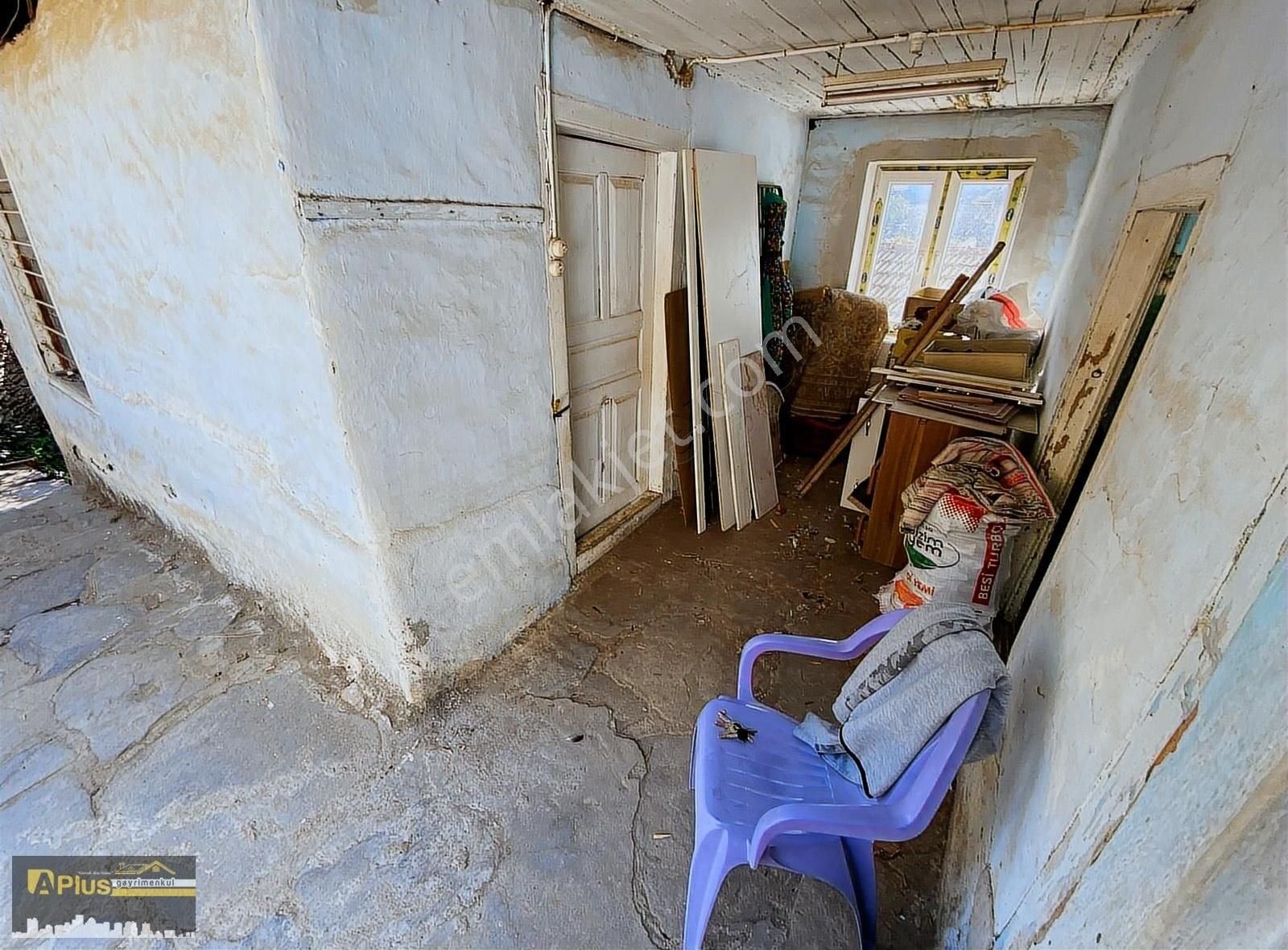 A Plus Gayrimenkulden Bahçeli Satılık Mustakil Ev - Görsel 8