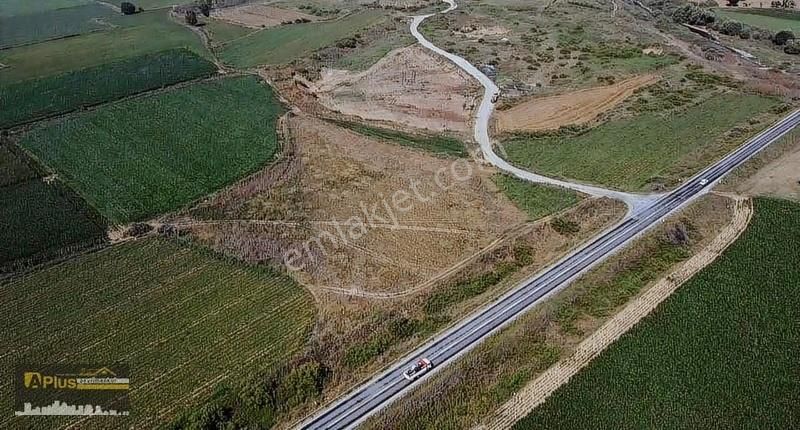 A Plus Gayrimenkulden Yola Sıfır Köşe Konumda Satılık Tarla - Görsel 5