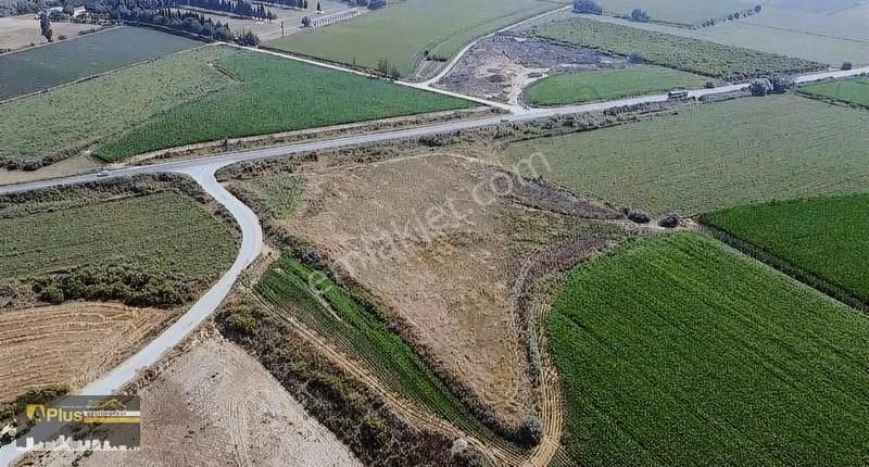 A Plus Gayrimenkulden Yola Sıfır Köşe Konumda Satılık Tarla - Görsel 8