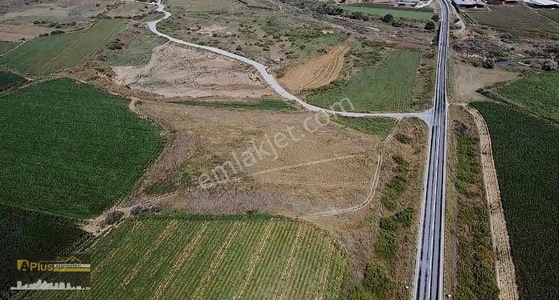 A Plus Gayrimenkulden Yola Sıfır Köşe Konumda Satılık Tarla - Görsel 10