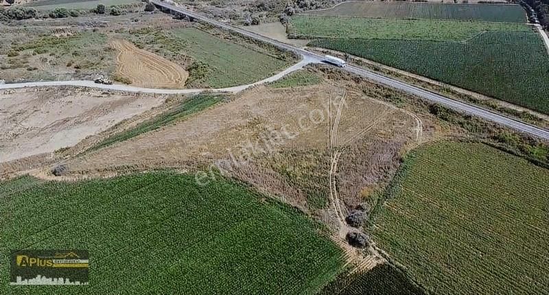 A Plus Gayrimenkulden Yola Sıfır Köşe Konumda Satılık Tarla - Görsel 24