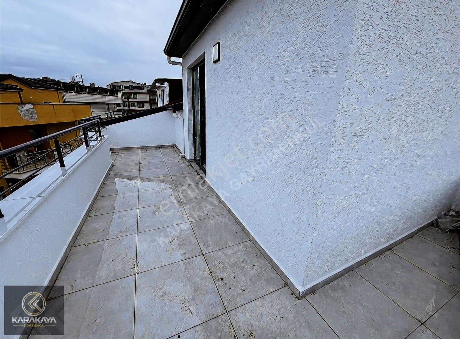 Bağlarbaşı Mahallesinde 4+1 Güney Cepheli Dubleks Daire