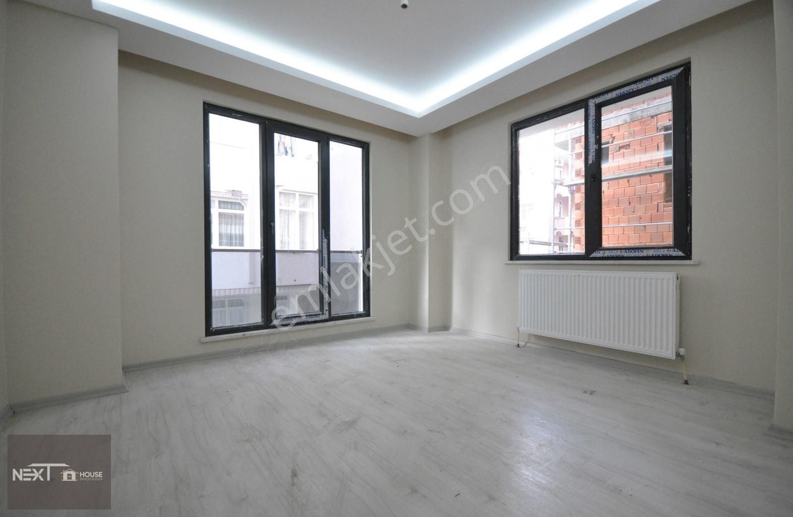 Next House'dan Siyavuşpaşa'da 1+1,65m2,yüksek Giriş,daire