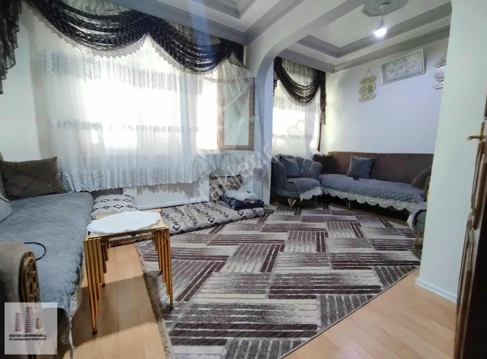 Atatürk Mah 3+1 Giriş Tek Daire Üzeri 20 M Hisselidir