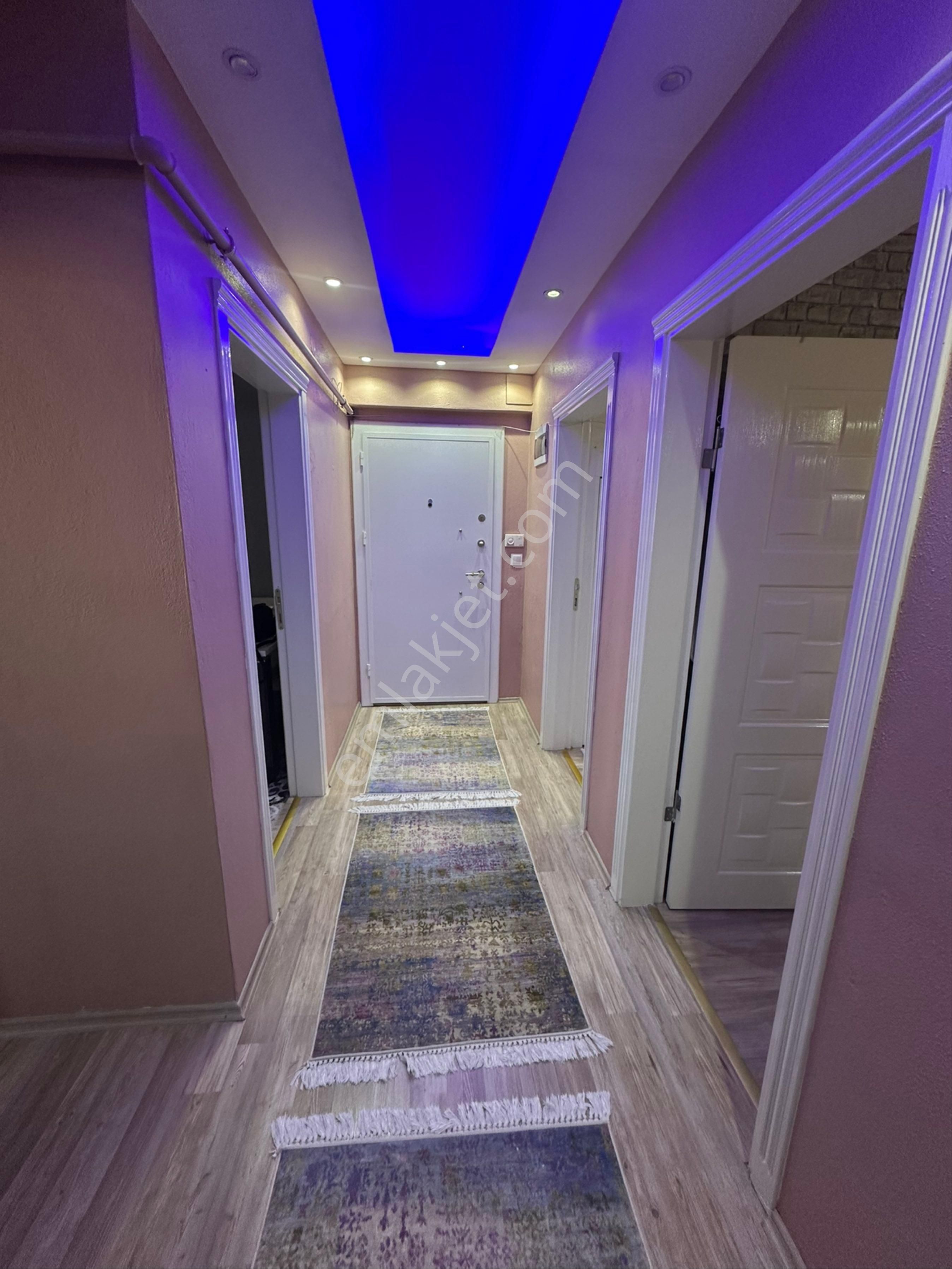 Demir Emlaktan Merkezde Satılık Masrafsız 240 M2 Dubleks Daire