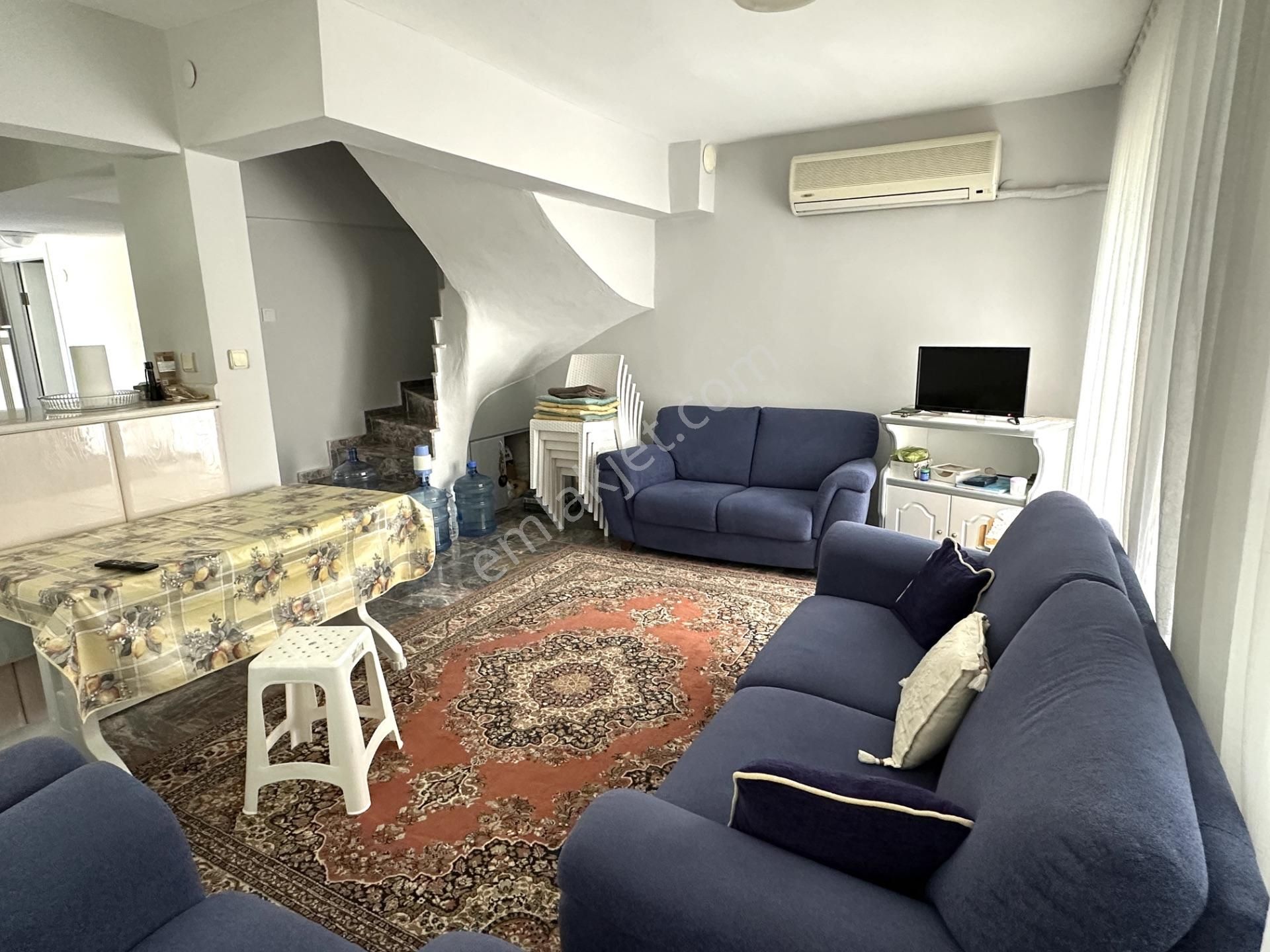 Avm'ye Yakın Denize 500 Metre Mesafede Temiz 3+1 Villa Satılık - Görsel 7