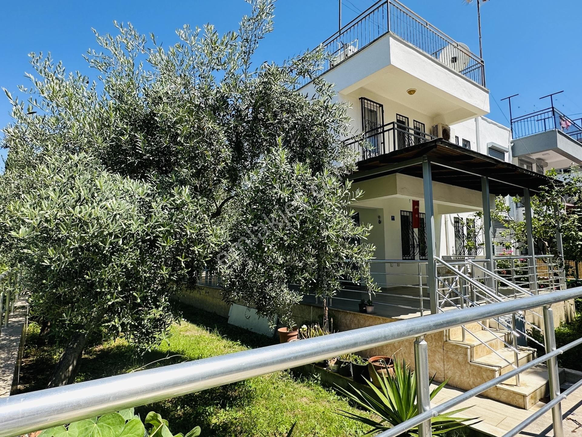 Avm'ye Yakın Denize 500 Metre Mesafede Temiz 3+1 Villa Satılık - Görsel 10