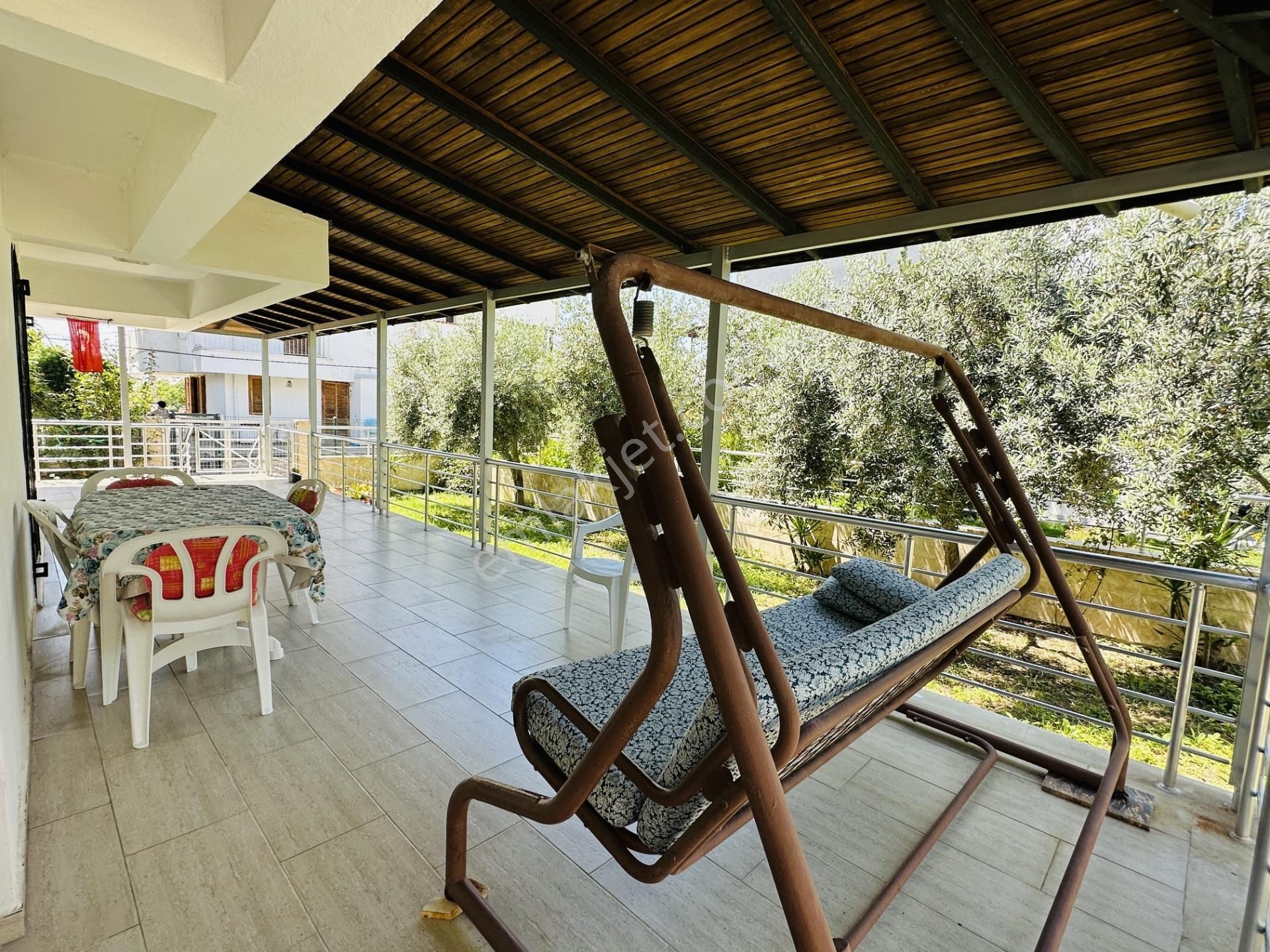 Avm'ye Yakın Denize 500 Metre Mesafede Temiz 3+1 Villa Satılık - Görsel 18