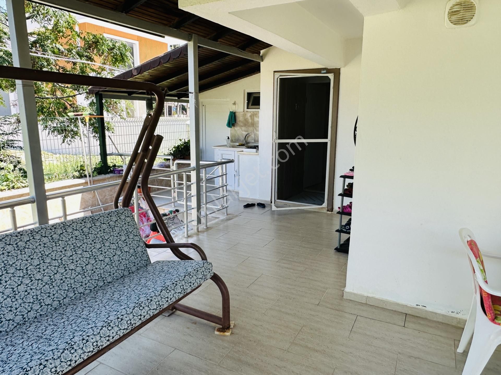 Avm'ye Yakın Denize 500 Metre Mesafede Temiz 3+1 Villa Satılık - Görsel 19