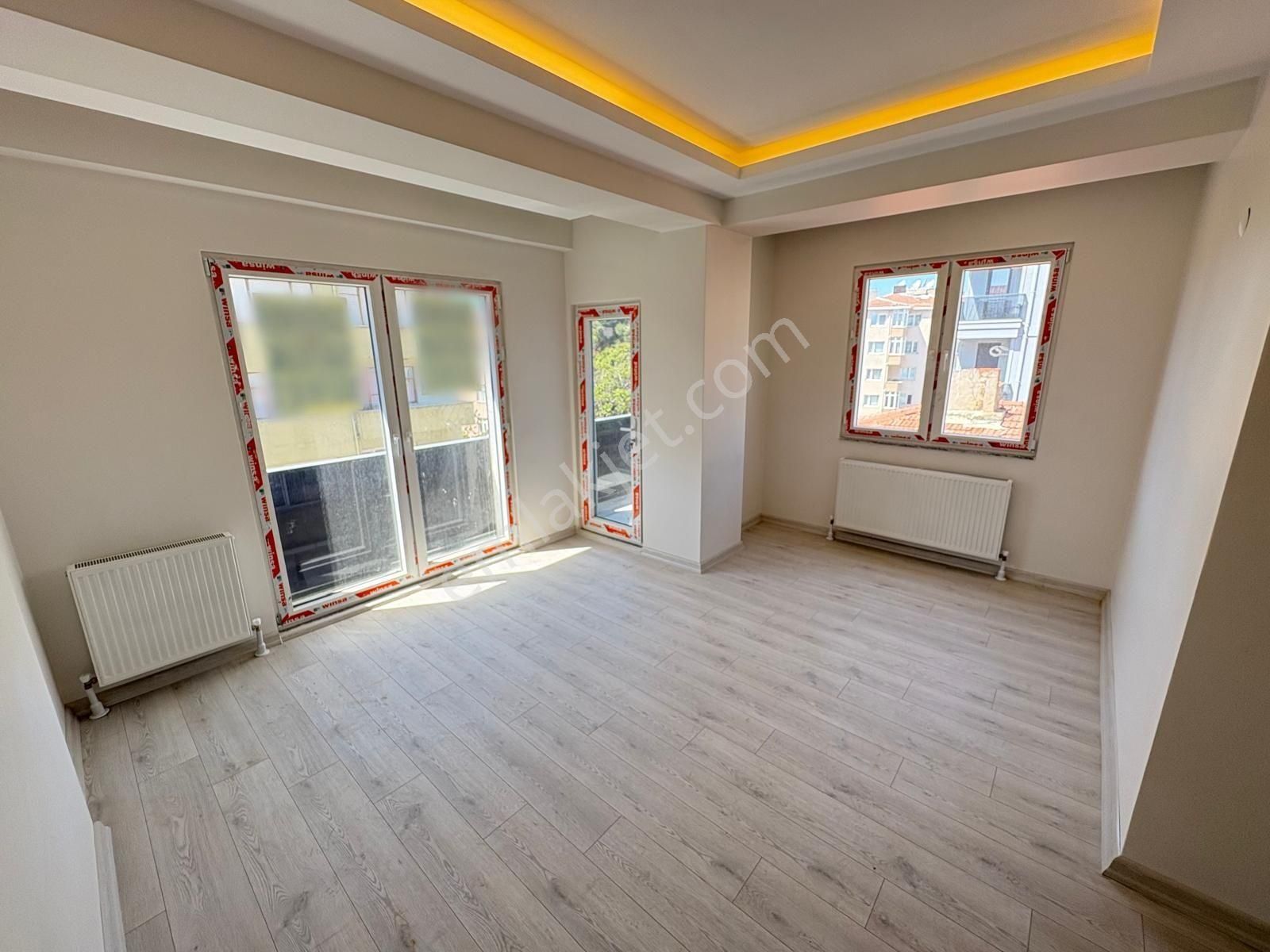 ▃artemin▃çavuşoğlu'nda Marmaray'a Yakın Ön Cephe 3.kat 75m² 2+1!