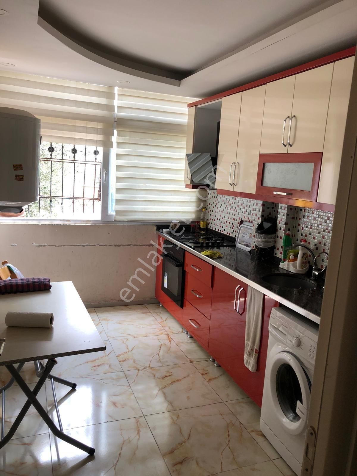 Fatoş Gayrimenkuldan Ana Cadde Üzerinde Satılık İşyeri Ve Daire - Görsel 9