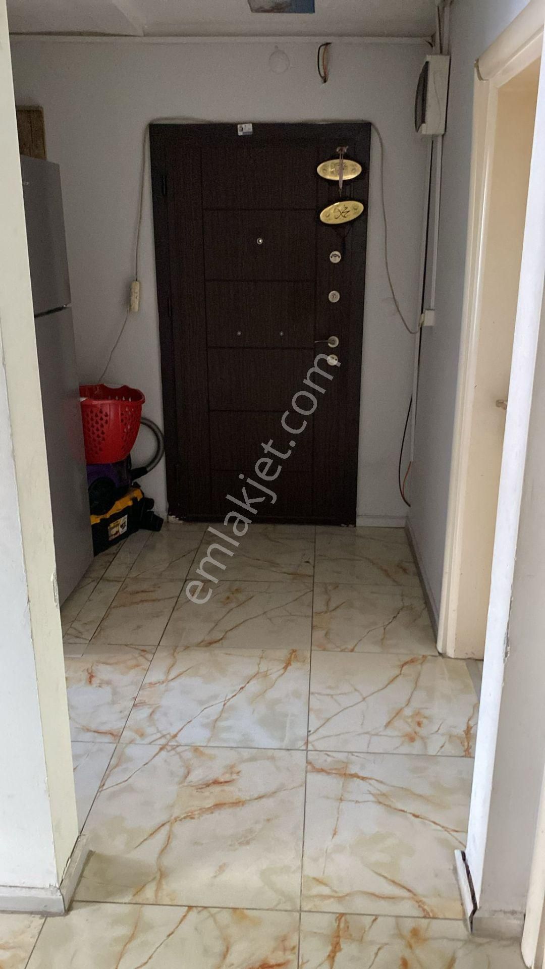 Fatoş Gayrimenkuldan Ana Cadde Üzerinde Satılık İşyeri Ve Daire - Görsel 2