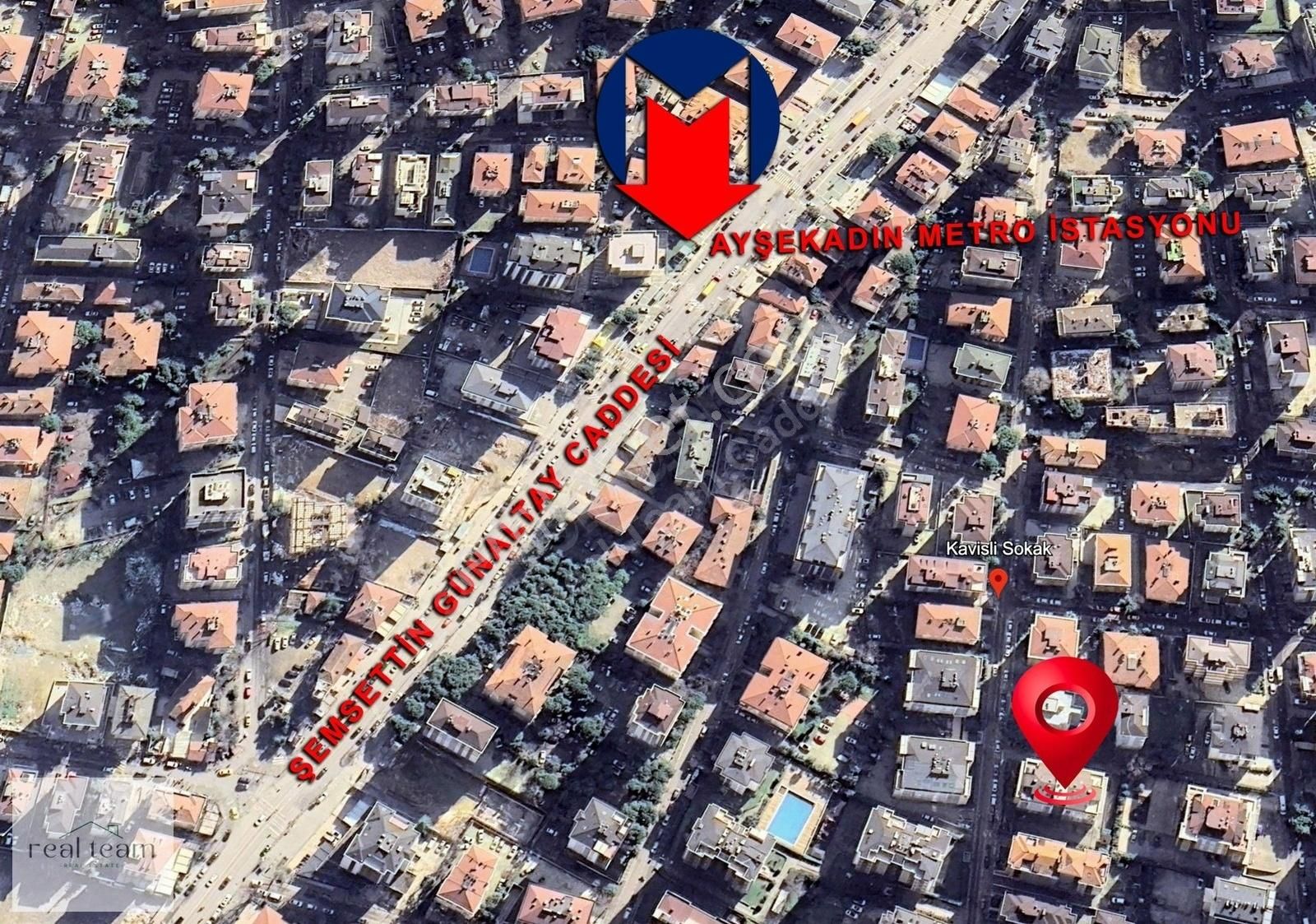 Suadiye'de 175 M2 Net 2 Araç Hakkı Ve Teraslı Dubleks Satılık