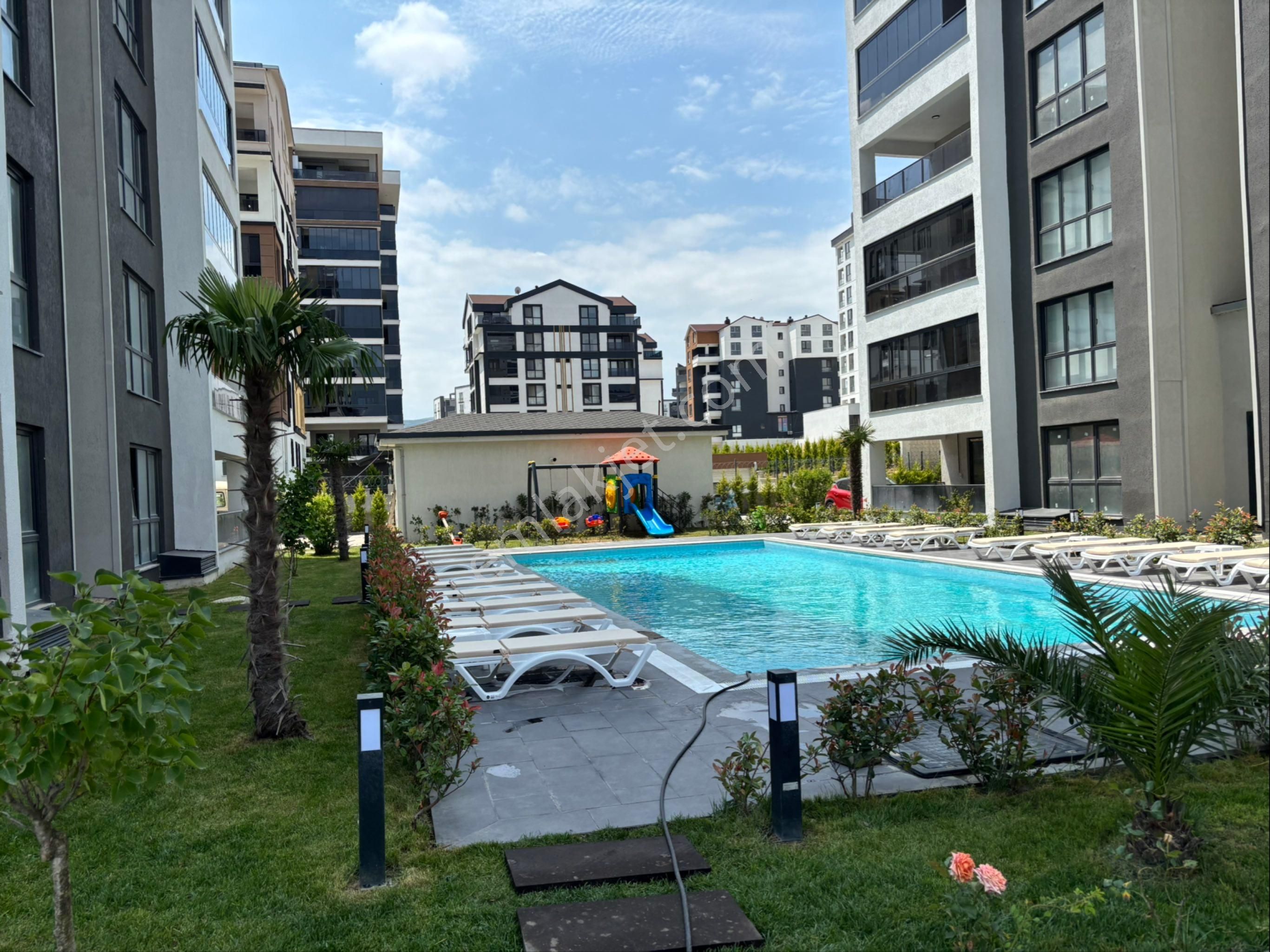 Dialog Premium'dan Kızılcıklı Mh Loca 72 De Kiralık 2+1 Daireler
