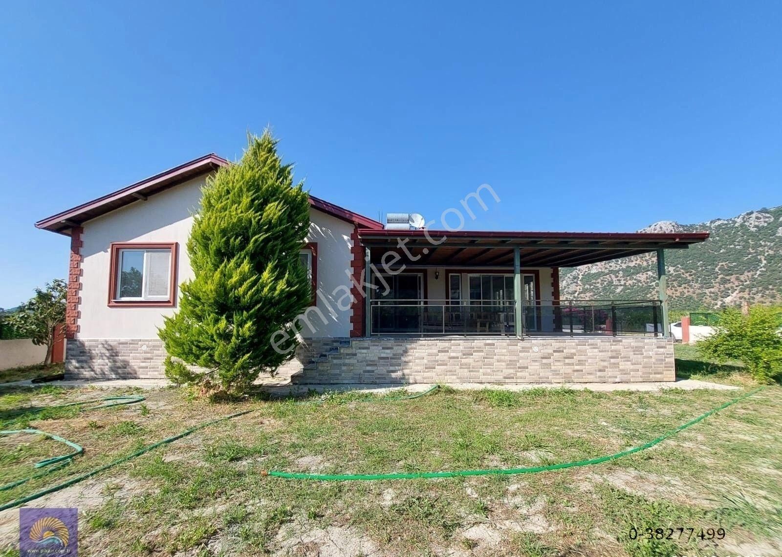 Dalyanda 1000 M2 Arazide 4+1 210 M2 Kullanım Alanı Olan Kelepir Ev Satılık