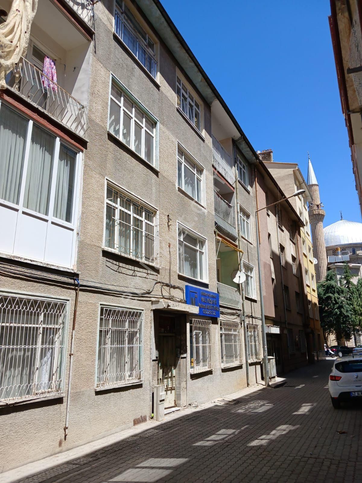 Konya Ihsanıye Mah. 165 M2 3+1 Satılık Hesaplı Daıre