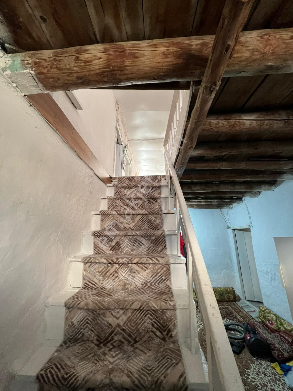 Beyşehir İçeri Şehir Mahallesinde Satılık Yatırımlık Konak - Görsel 9