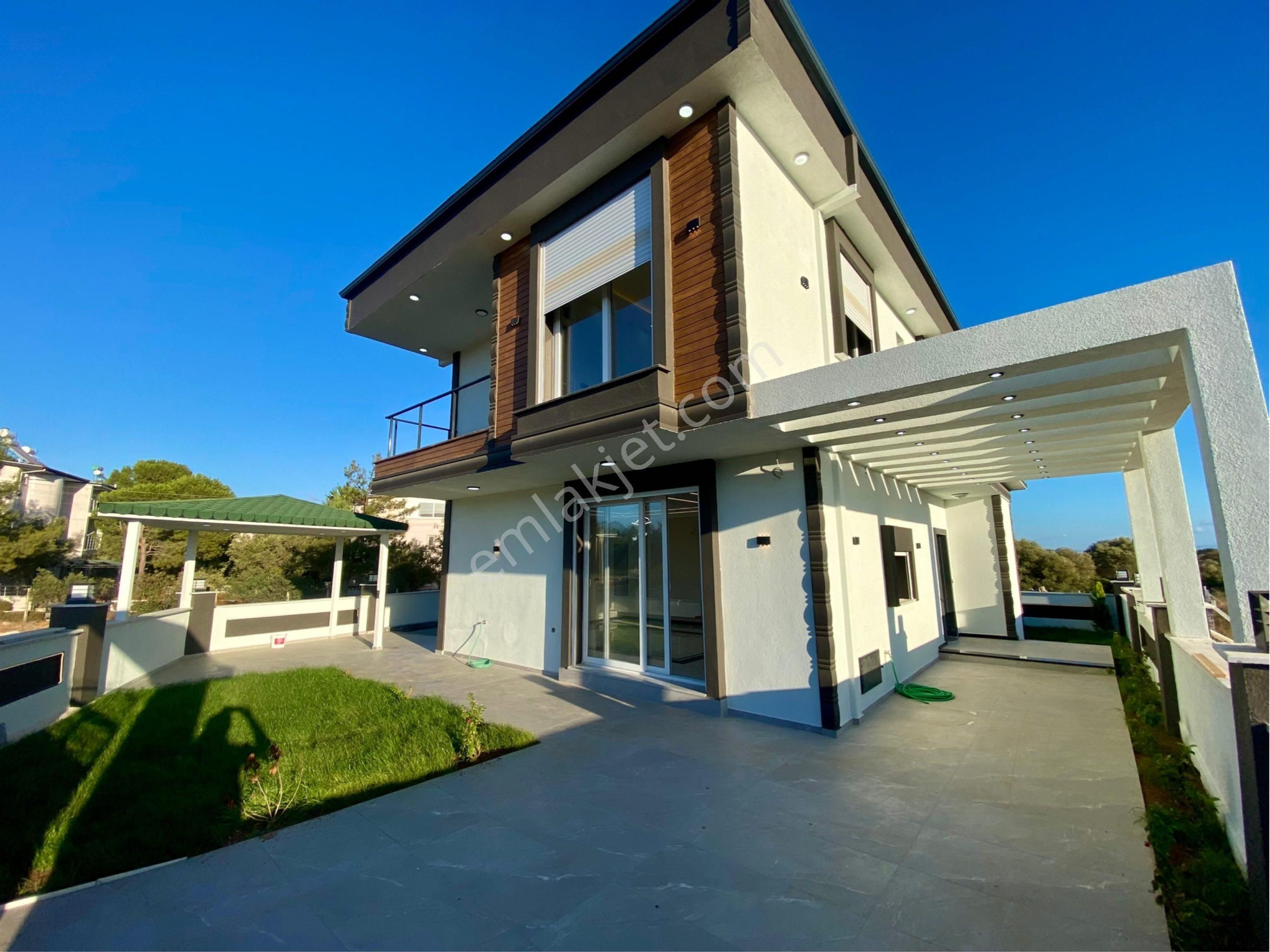Didim Fevzipaşa Da Satılık 4+1 Müstakil Villa